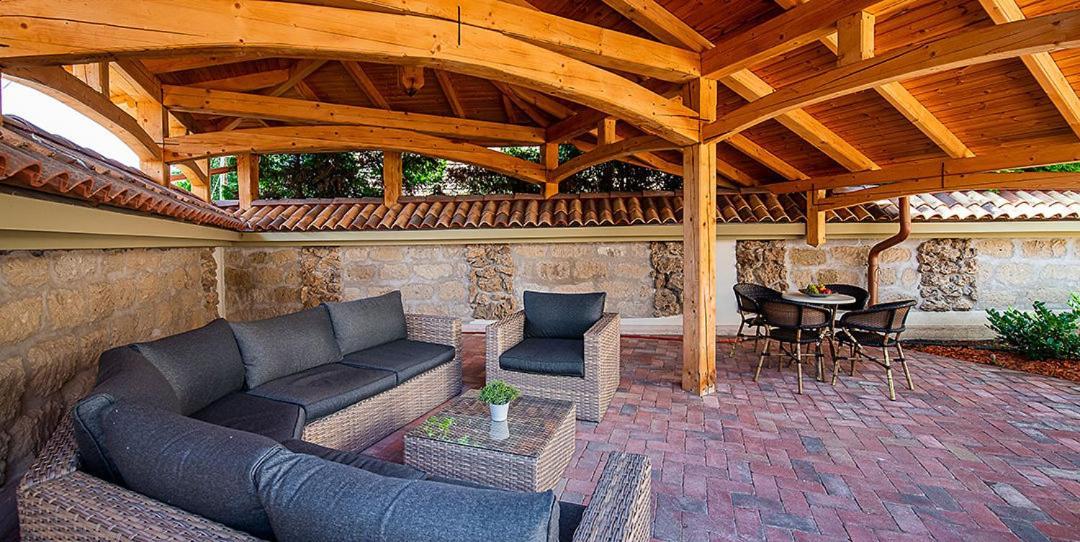 Manna Villa Eger Exteriör bild